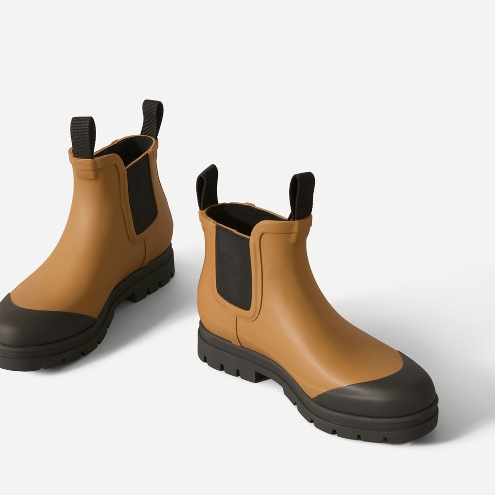 Everlane Chelsea Rainboots